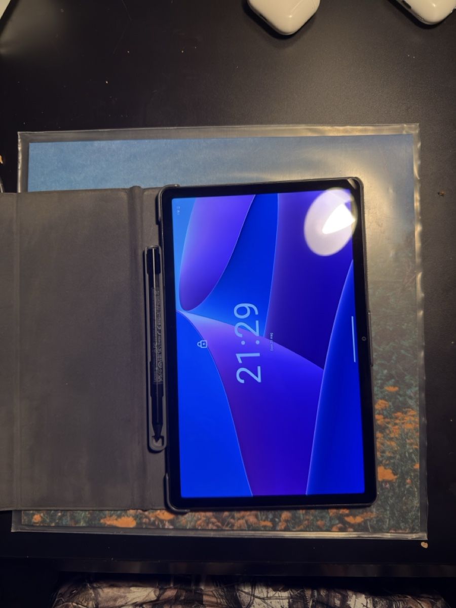 Lenovo Tablet PC: Tablet Lenovo M10 Plus 3ª Gen.  – Usato da Zürich venduto da javiergianini