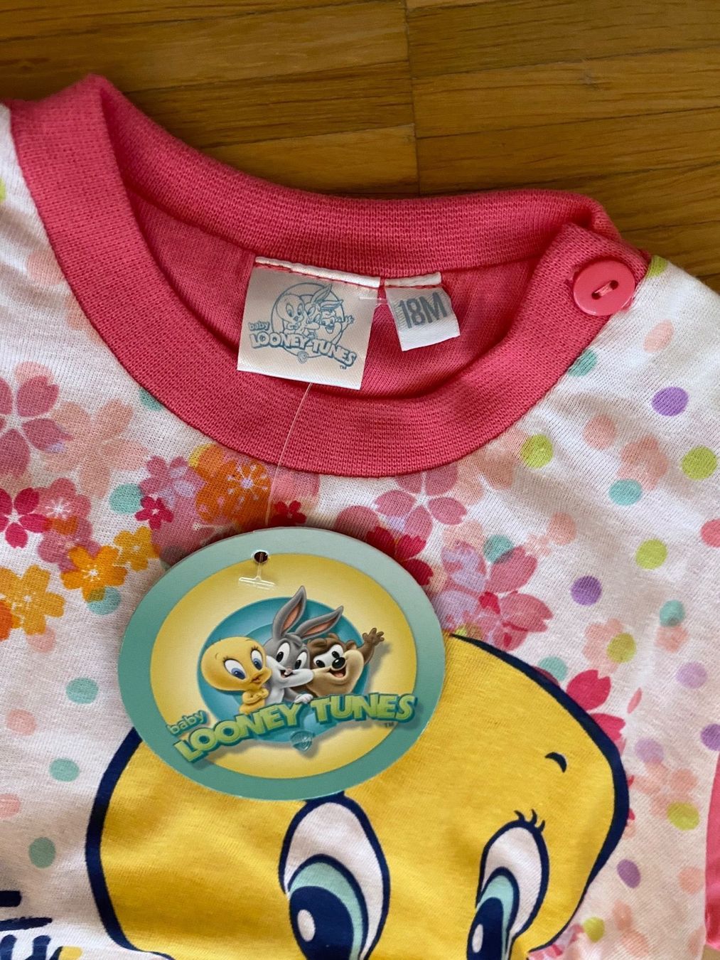 Pyjamas & Ähnliches: Neues Pyjama Looney Tunes 18Mt – Neu und originalverpackt aus Zürich von Freudefant 1