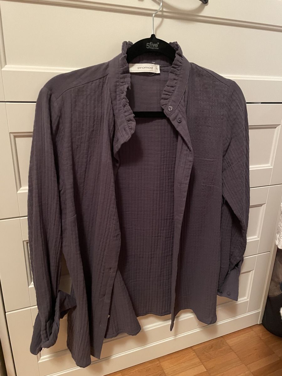 Promod Camicette: Promod shirt – Nuovo (secondo la descrizione) da Neuchatel venduto da shi_9fzw