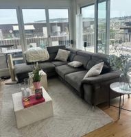 In Bremgarten AG: Ecksofa mit elektr. Relaxfunktion