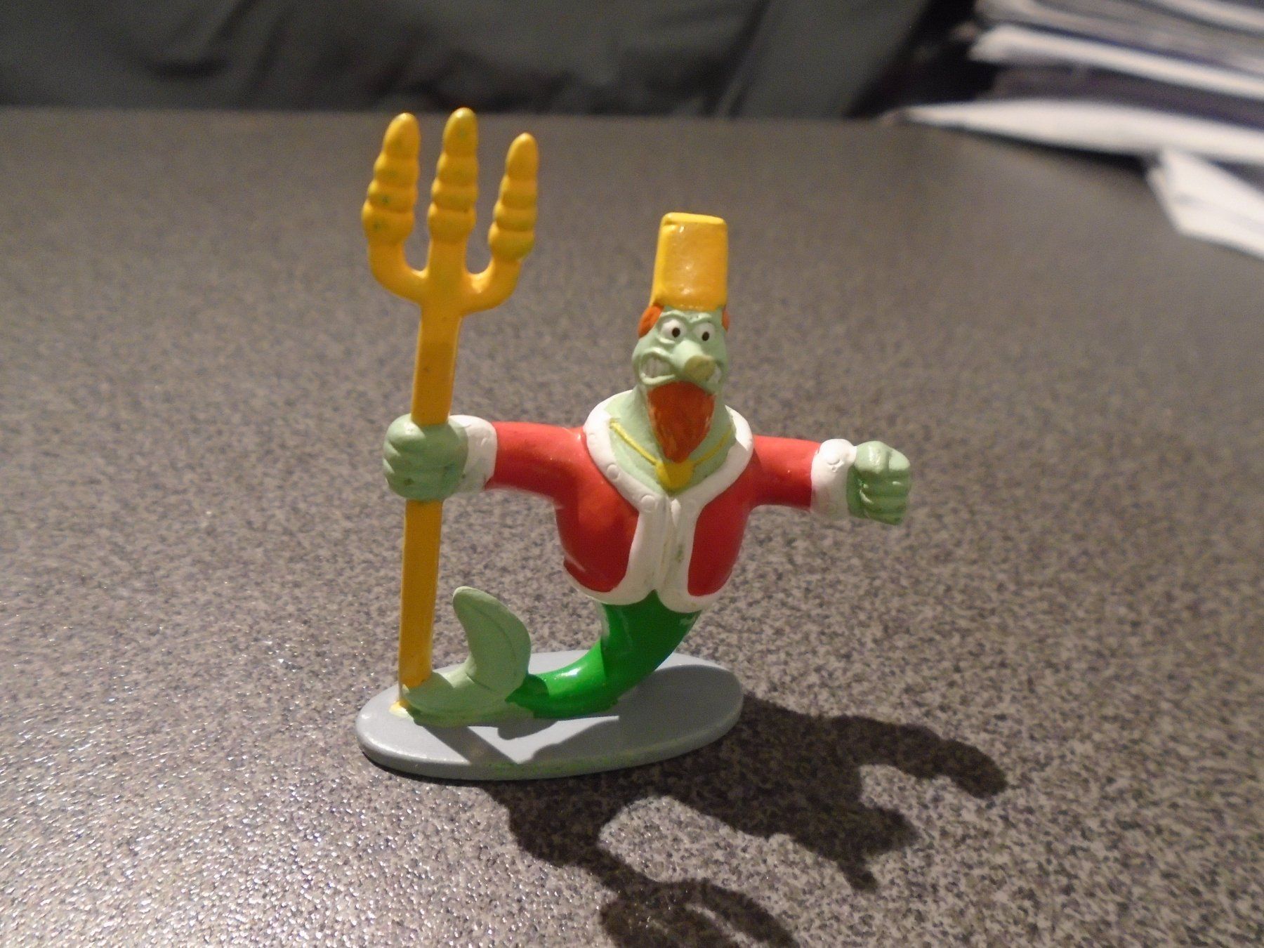 Figurines: Chips-Figur Fischkönig – D'occasion à Zürich par Motzkuh