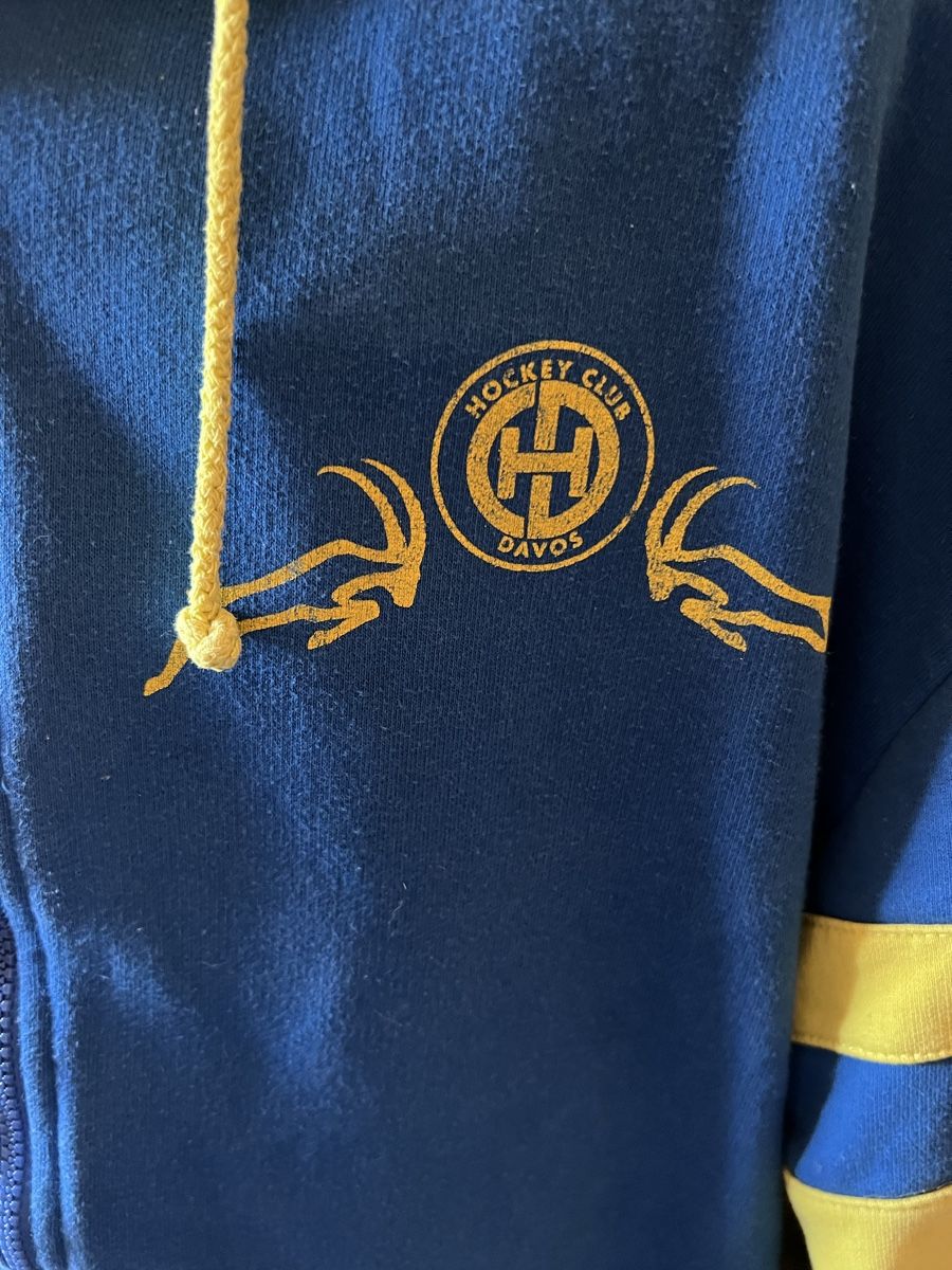 Jacken: HCD Jacke  – Gebraucht aus Ramosch von Madjoschi 2