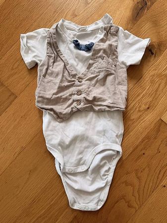 Festlicher Kurzarmbody Grösse 86