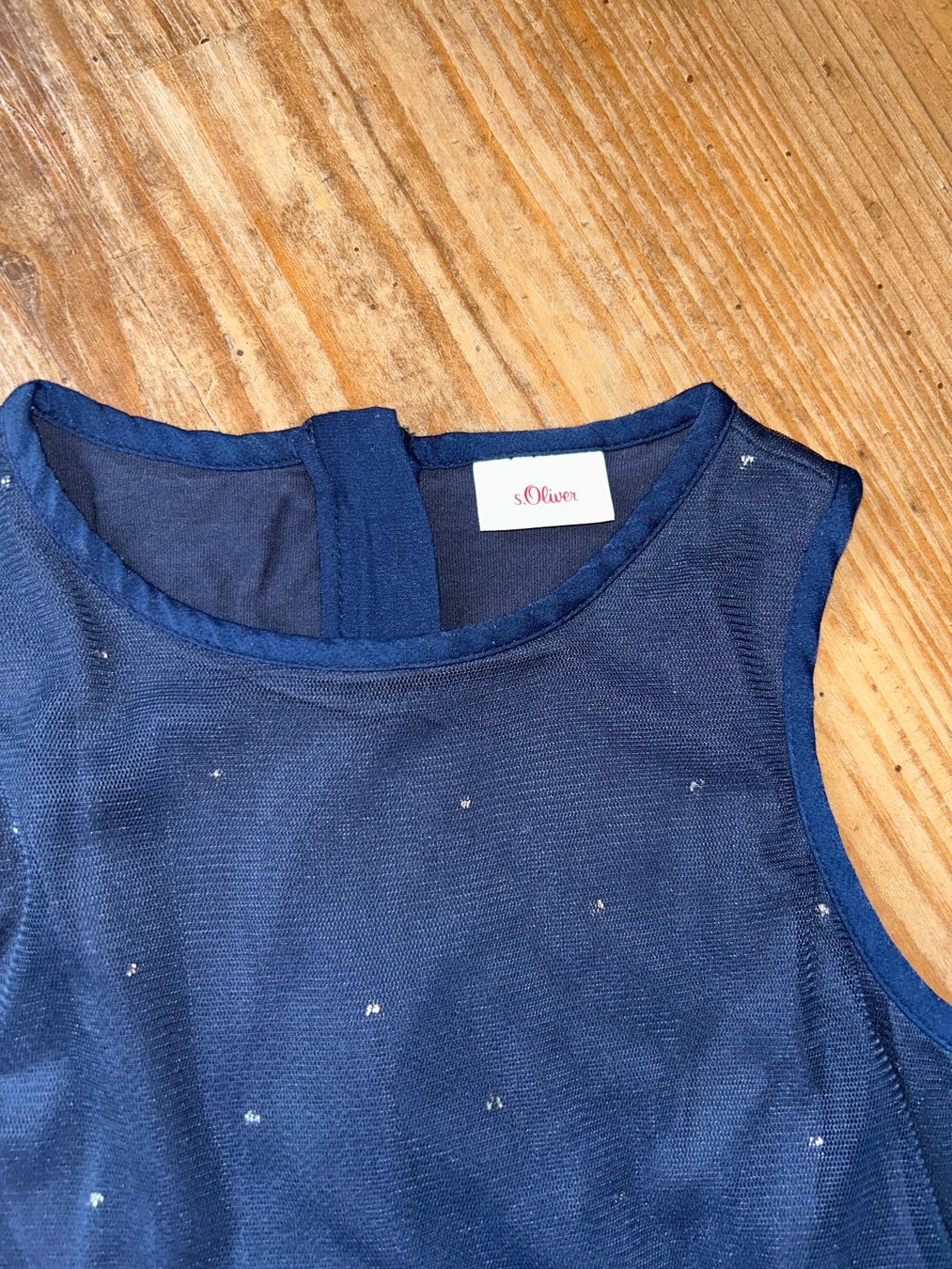 S.Oliver Vestiti & Gonne: Festliches Kleid S. Oliver 104/110 – Usato da Safenwil venduto da 2hand_aber_wertvoll 1