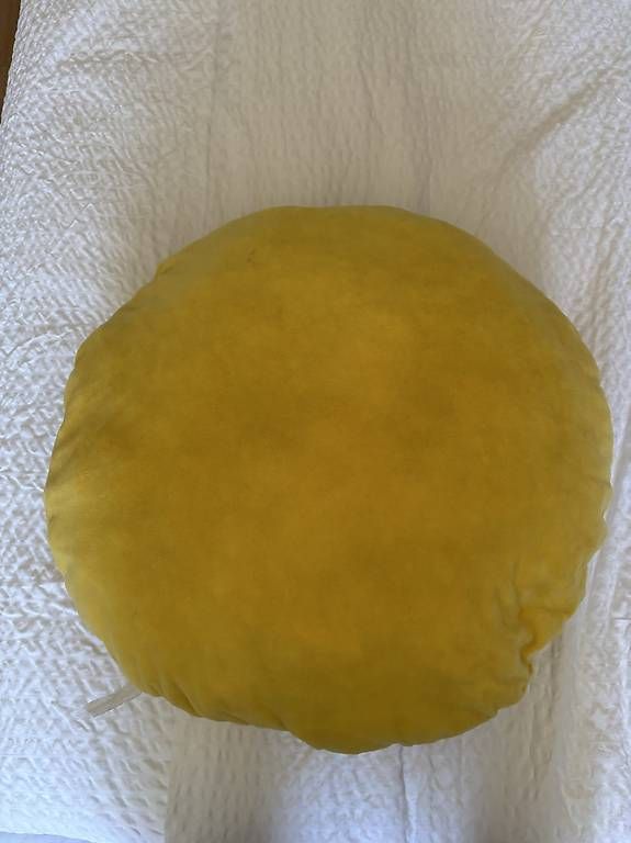 Kissen: Coussin Smiley jaune – Neu und originalverpackt aus Geneve von tom_d7f8 1