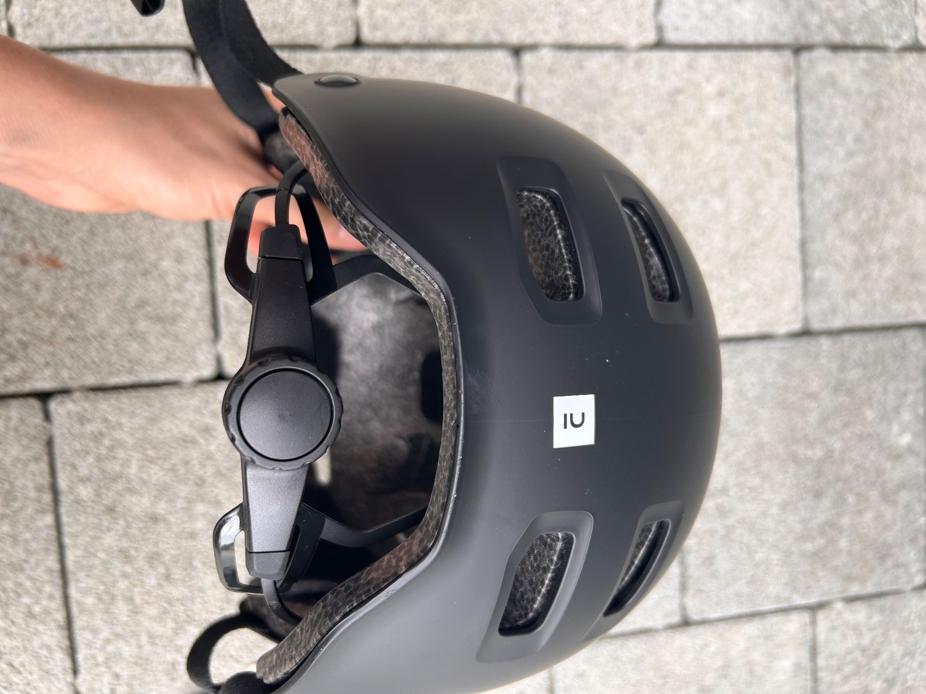 Decathlon Helme: Velohelm schwarz – Gebraucht aus Birmensdorf ZH von jana.kaelin 3