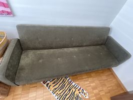 Gemütliches Schlafsofa in Olivgrün, top Zustand 🛋️