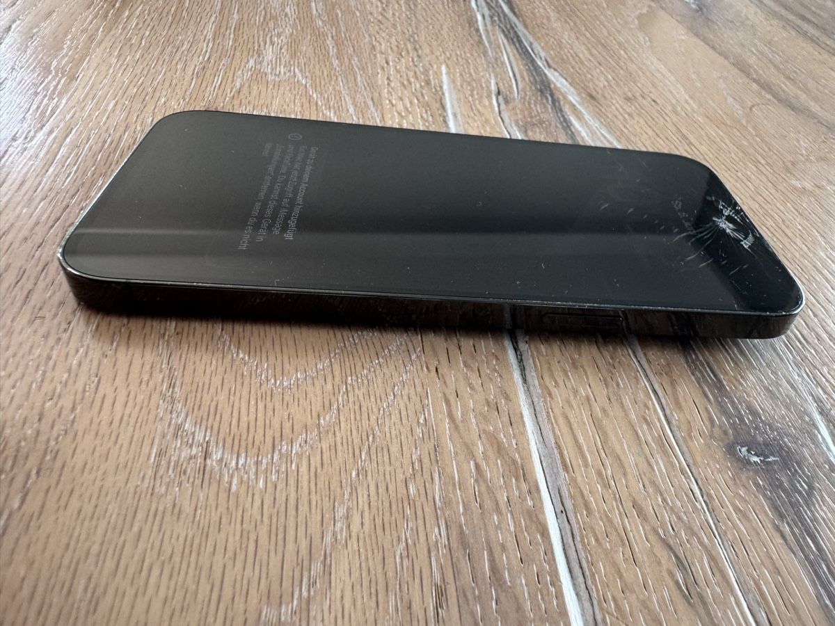 Apple Telefoni cellulari / Smartphones: iPhone 14 Pro Max schwarz 256 GB – Difettoso da Oberrohrdorf venduto da Blima 1