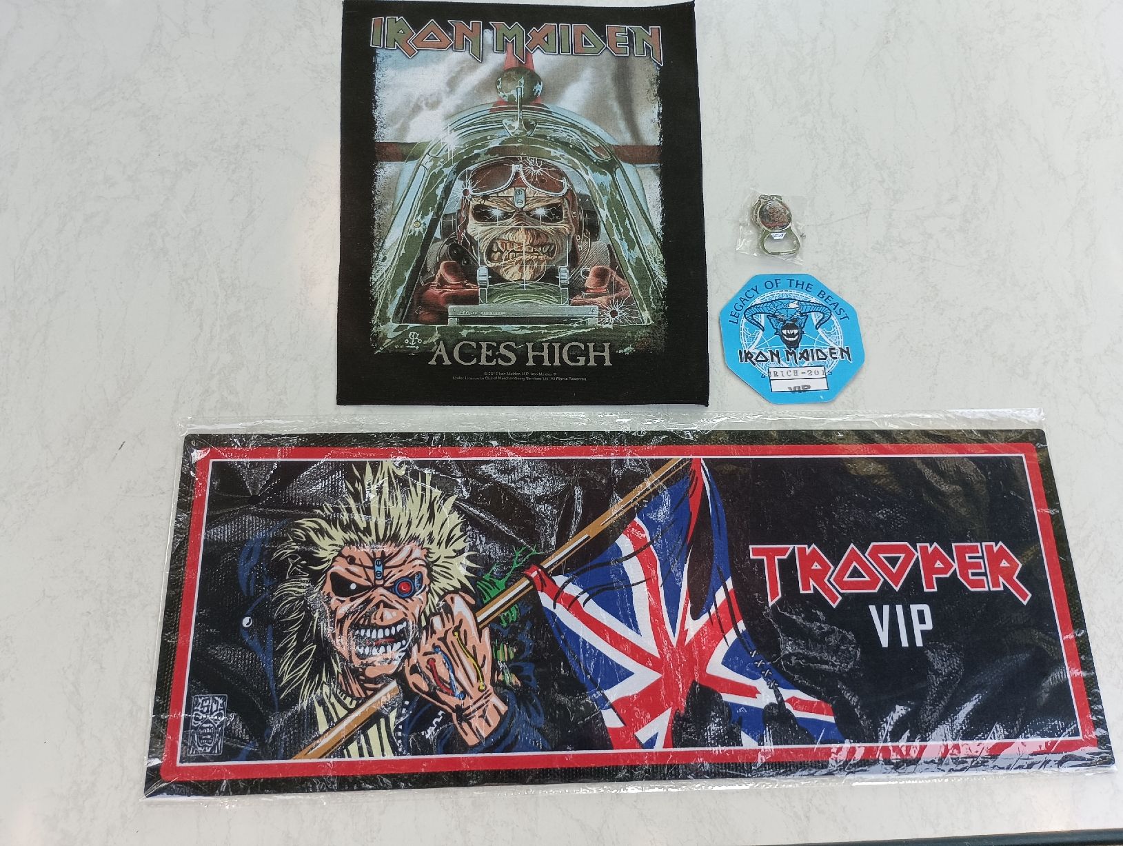 Toppe: Iron Maiden Merch Sammler Set  – Nuovo (secondo la descrizione) da Brislach venduto da Falke666