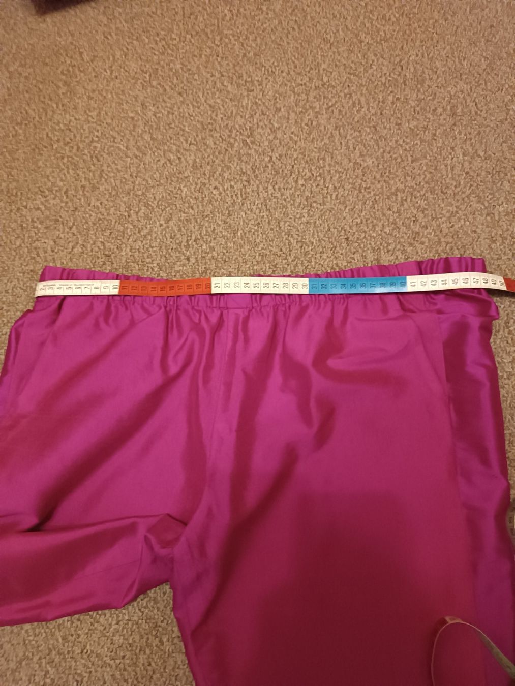 Pantaloni: Seidenhose Capri Damen Pink – Nuovo (secondo la descrizione) da Horn venduto da sonjamenzi 4