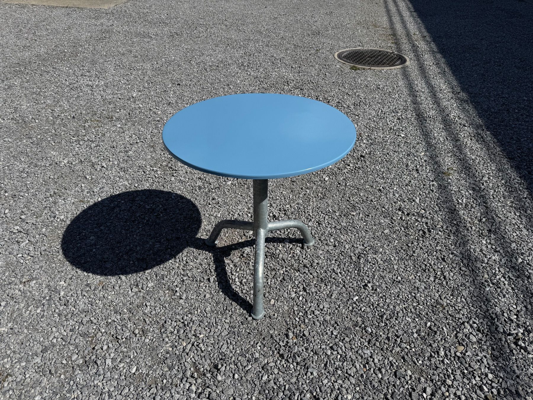 Tavoli: Lounge Gartentisch kipbar – Usato da Buch am Irchel venduto da alinea11 9