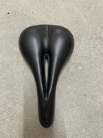 Selle Italia Zoo Gel Flow Fahrrad Sattel Neuwertig