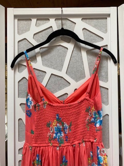 Hollister Vestiti & Gonne: Jolie robe 'Hollister', 176cms/16ans – Usato da Grund b. Gstaad venduto da PlageNeige 3