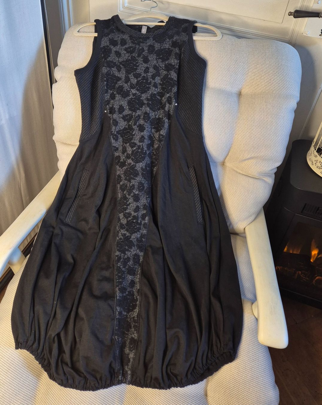 Vestiti: Kleid High – Usato da Leissigen venduto da ali_k9v8 1