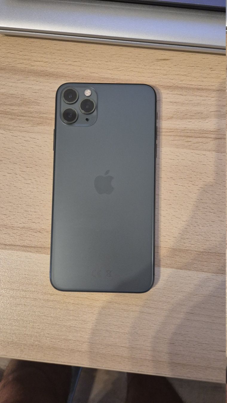 Apple Handys / Smartphones: iPhone 11 Pro Max 64GB Midnight Green 3013 – Gebraucht aus Münchenbuchsee von MV_Solutions 4