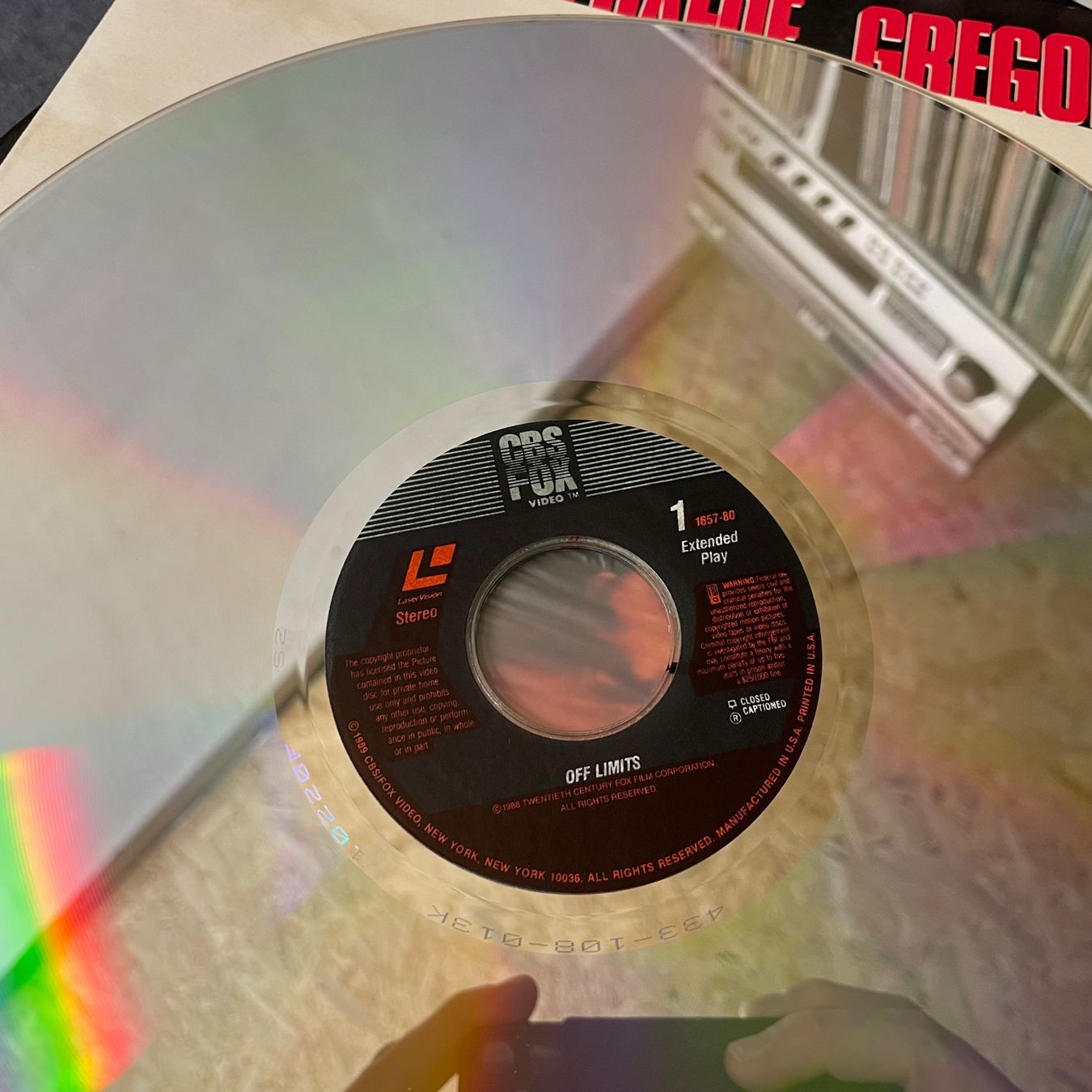 Alle DVDs: Willem Dafoe: OFF LIMITS - LASER DISC - Englisch Orig. – Gebraucht aus Stans von Brode 2
