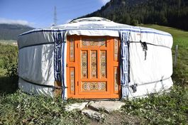 Mongolische Jurte 5,80 m / 26 m²  komplett