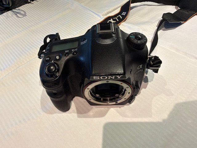 Sony Appareil photo: Sony alpha 77ll – D'occasion à Aesch LU par Schnuggelchen 1