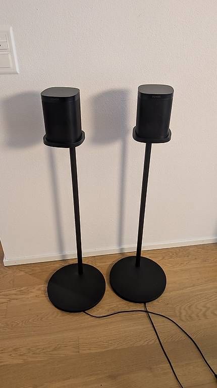 Lautsprecher: SONOS One Lautsprecher mit Ständer 2 Stk. – Gebraucht aus Luzern von DarioS90 1