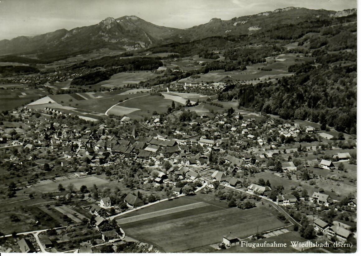 Cartoline postali: Flugaufnahme Wiedlisbach – Usato da Hochdorf venduto da Ziegel-16