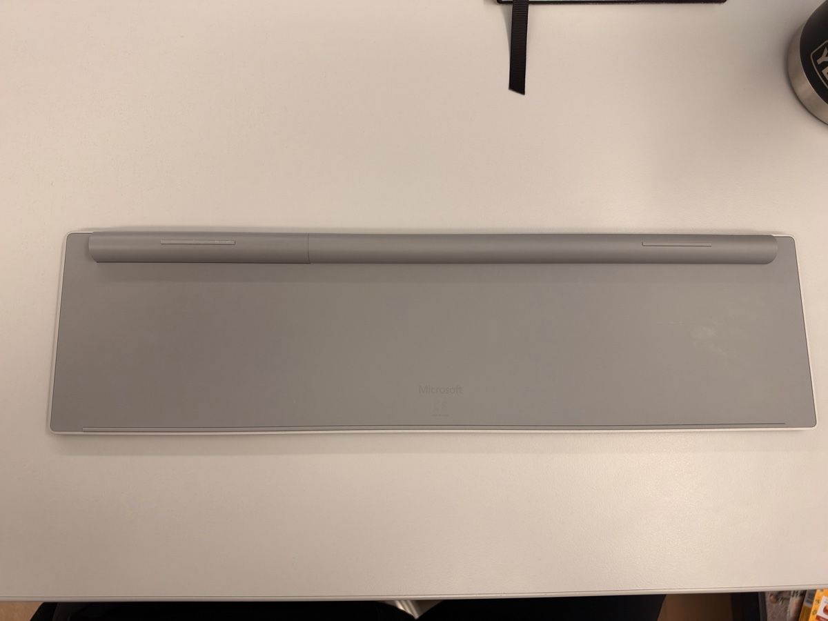 Microsoft Tastaturen: Microsoft Surface Keyboard (2. Edition) – Gebraucht aus Chur von cru_mk57 1