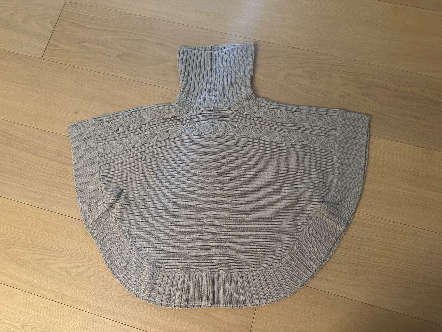 C&A Bolero: Poncho – Usato da Pfäffikon ZH venduto da bingo74