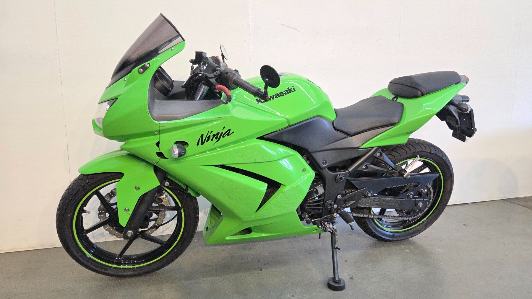 Kawasaki Strada: Kawasaki Ninja 250 R – Usato da Tägerschen venduto da Moto-Welt 3