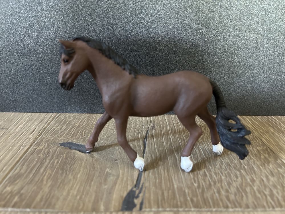Schleich Spielzeuge: Schleich Pferd  – Gebraucht aus Winterberg ZH von Amina023
