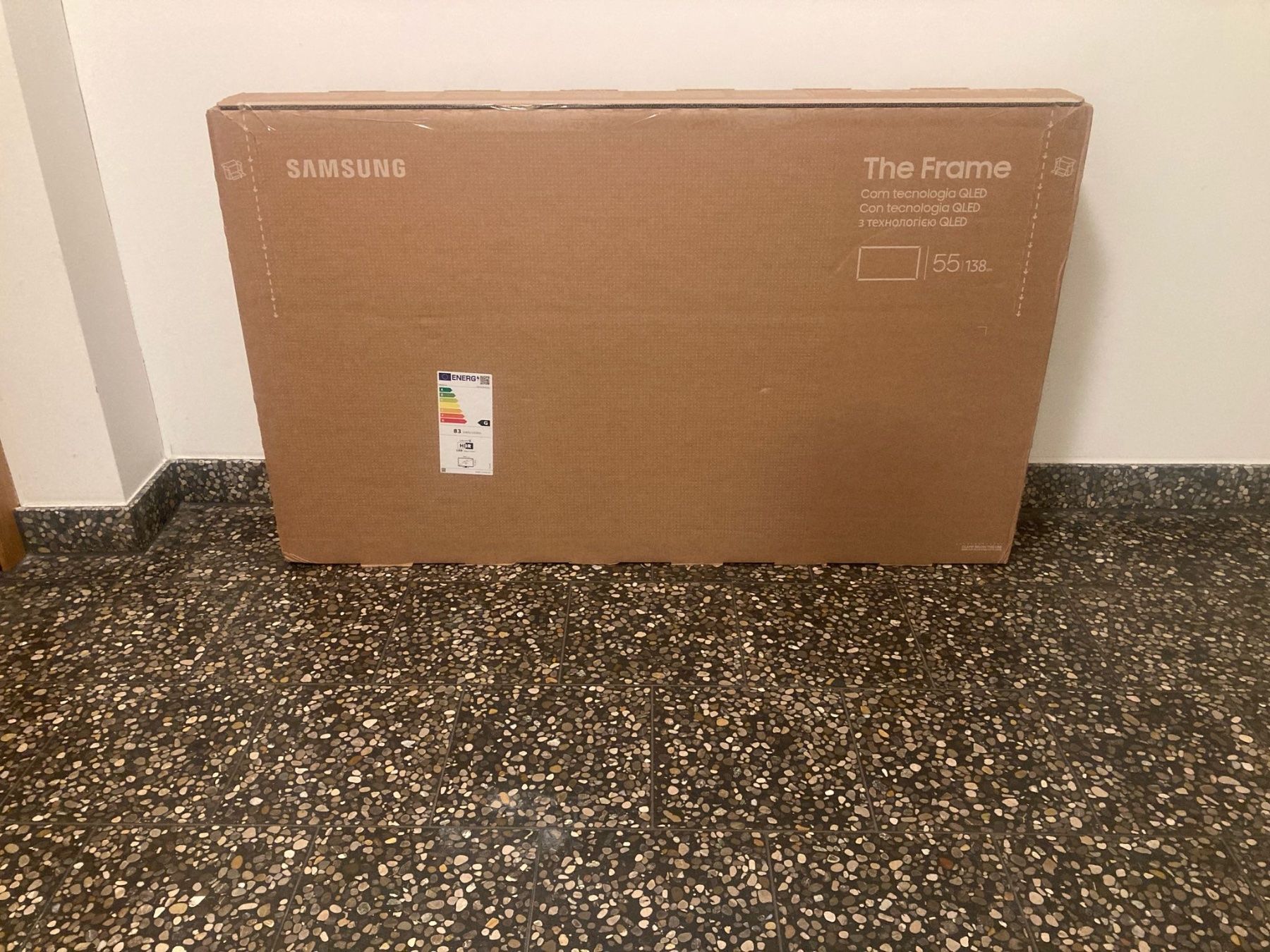 Samsung Televisori: Samsung The Frame QE55LS03D ORIGINALVERPACKT – Nuovo e nell'imballaggio originale da Bachenbülach venduto da Poppy92 1