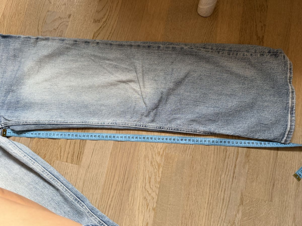 H&M Jeans: H&M Wide leg Jeans hellblau Gr. 36 – Gebraucht aus Rubigen von Elmacino 3