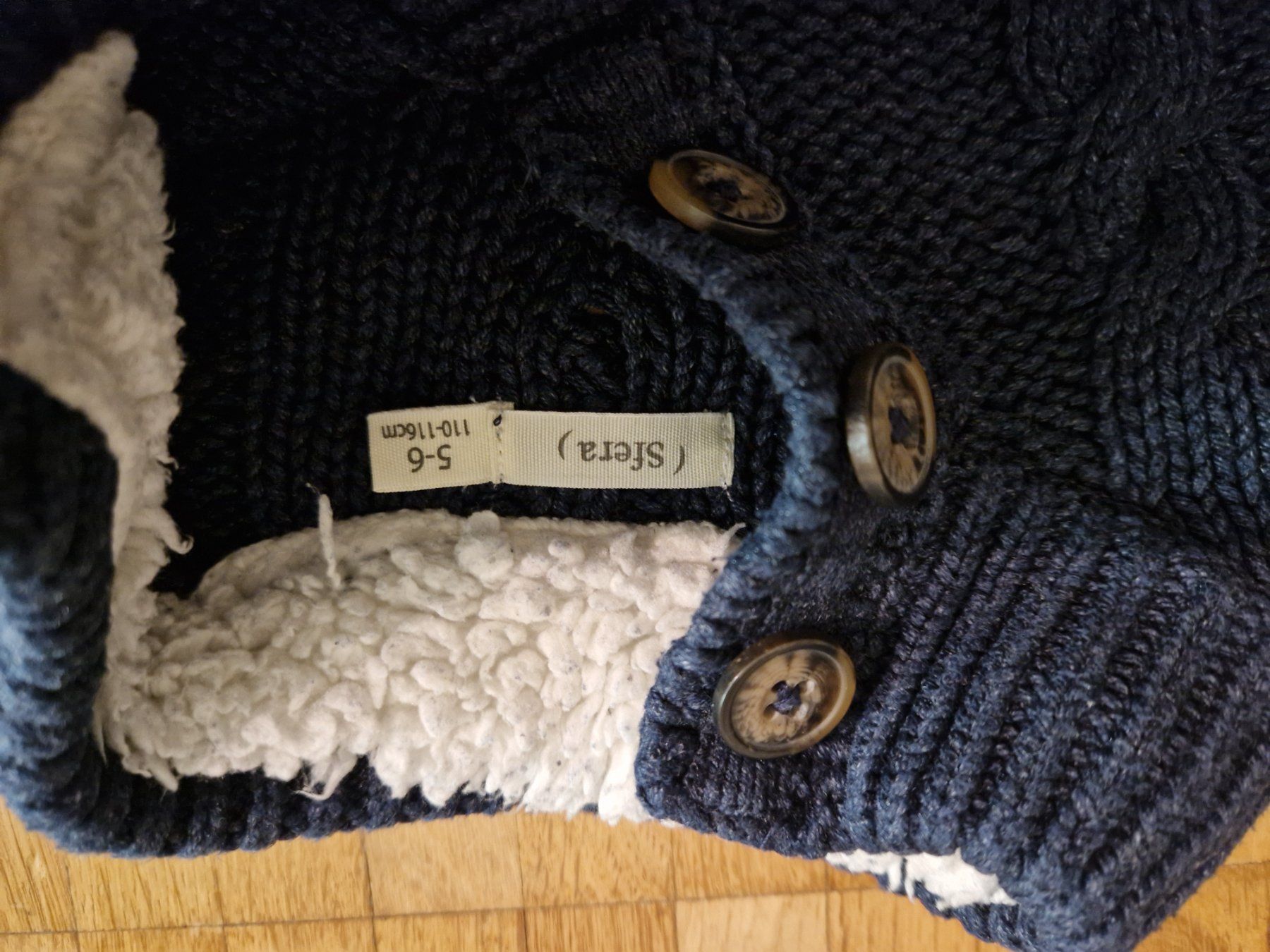 Maglioni & Felpe: 3x Pullover Gr.110 (Sfera) – Usato da Luzern venduto da Prusil 2