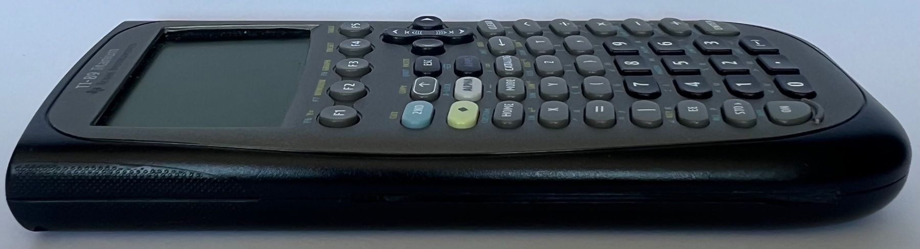 Texas Instruments Taschenrechner: TI-89 Titanium Texas Instruments Grafikrechner funktioniert – Gebraucht aus Oberhofen Thun'see von SwissTreasure 7