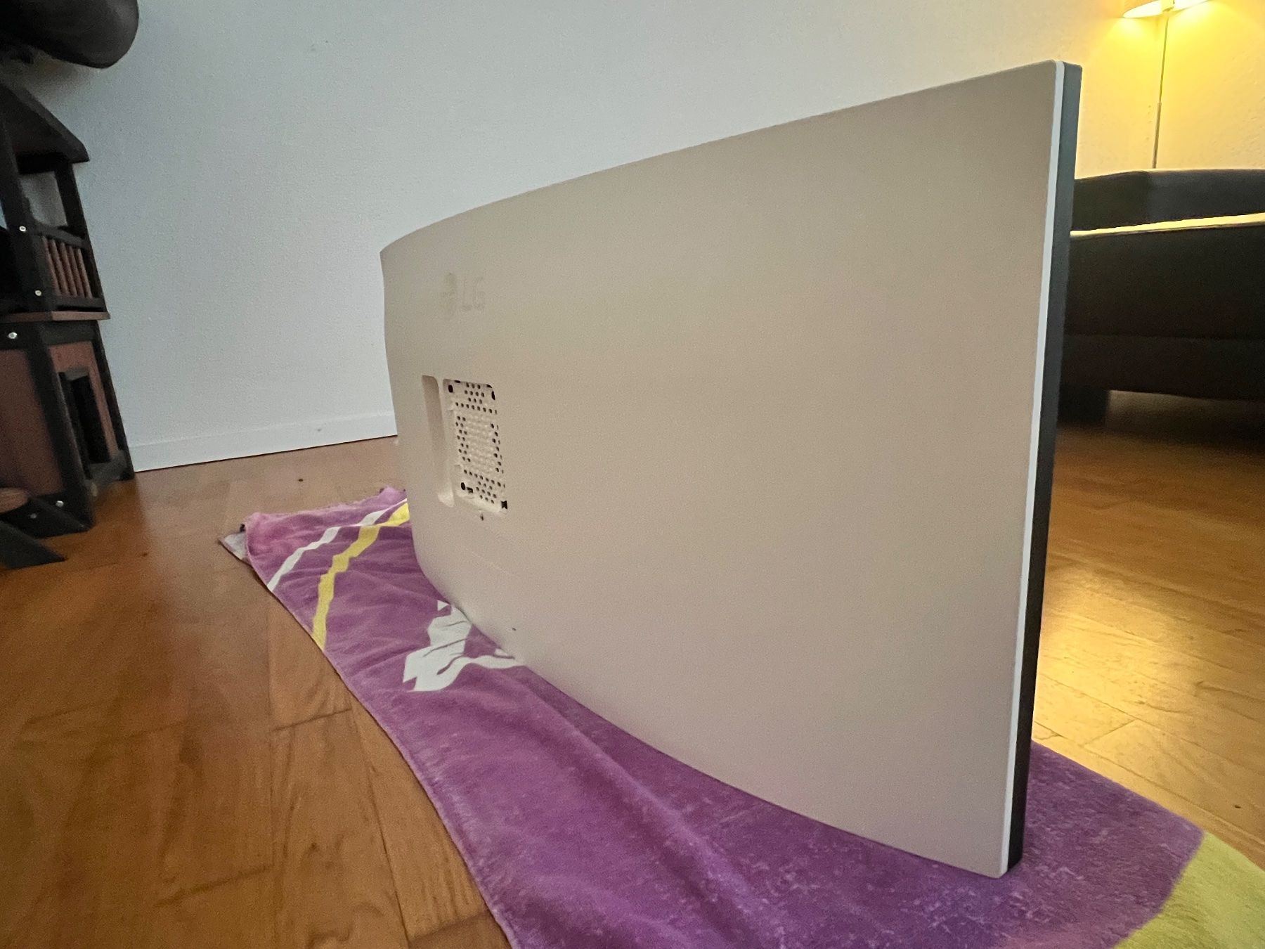 LG Monitor: LG UltraWide 40WP95CP-W – Usato da Pfäffikon ZH venduto da SammlerTony 1