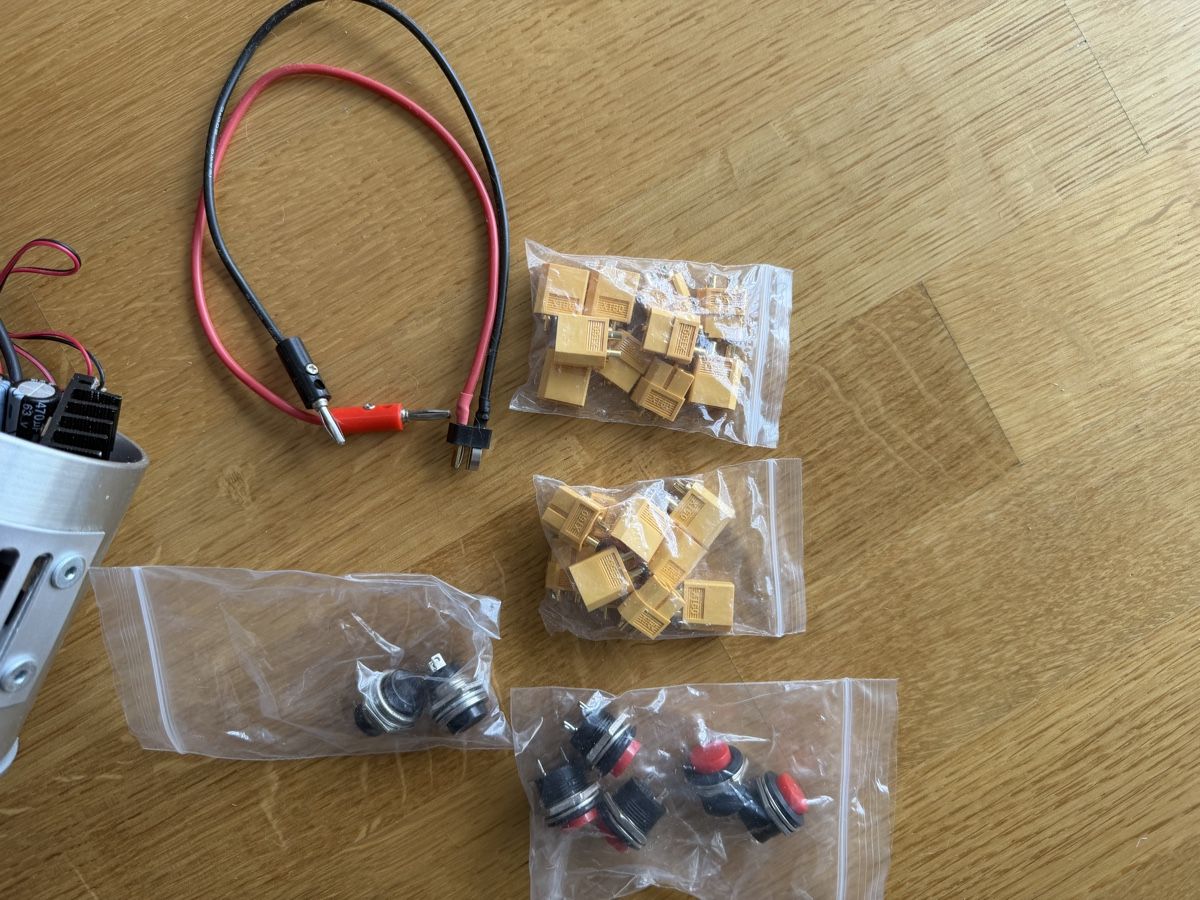 Modellismo RC: RC-Konvolut Elektronikteilen – Usato da Aesch BL venduto da nib_w2hb 2