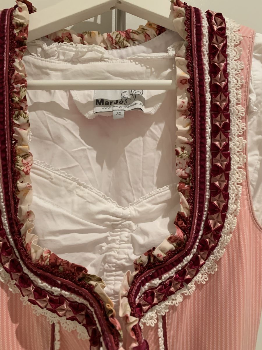 Costumes: Dirndl – D'occasion à Dietlikon par LiebenLebenLachen 2