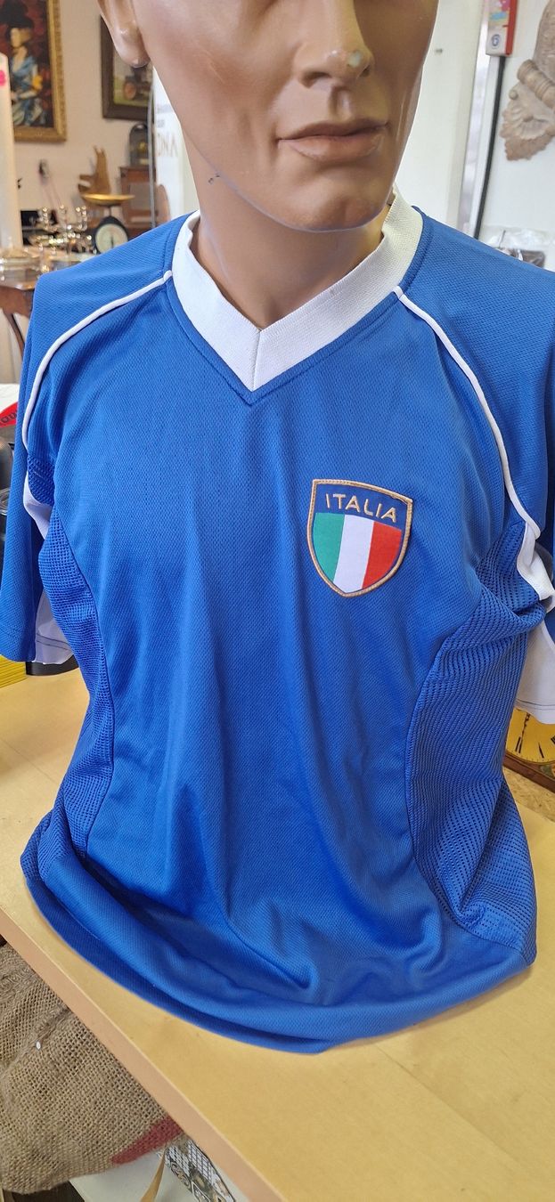 T-shirt: A3 – Usato da Künten venduto da Schnaepplihuus