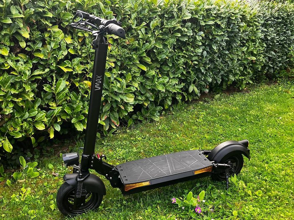 E Scooter VMAX R25 **FAST NEU, nur 43 km gefahren**, TOP! (Neu (gemäss ...