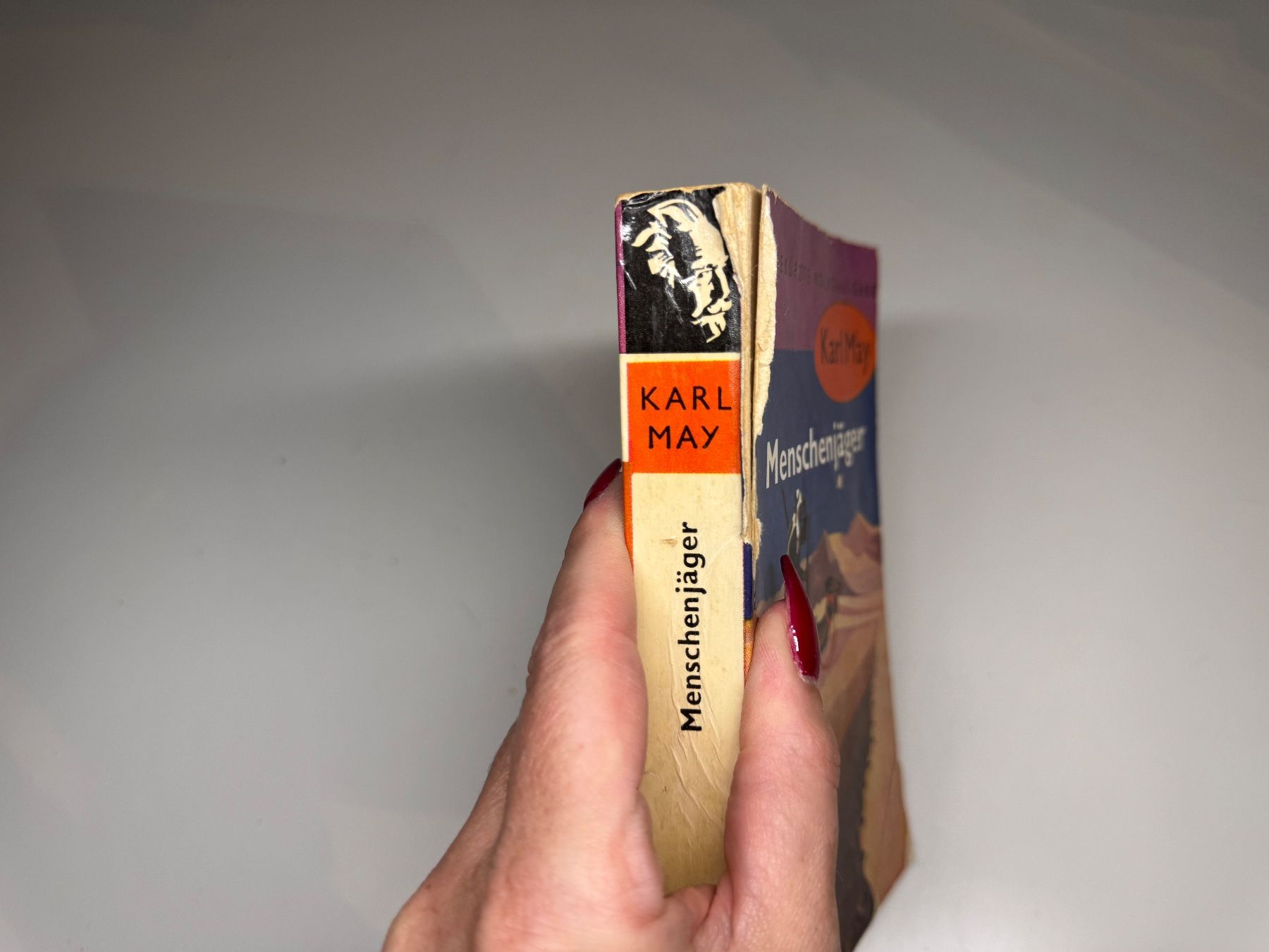 Libri: ROMAN: Karl May, Menschenjäger – Usato da Grosswangen venduto da Kleine.Knoepfe 2