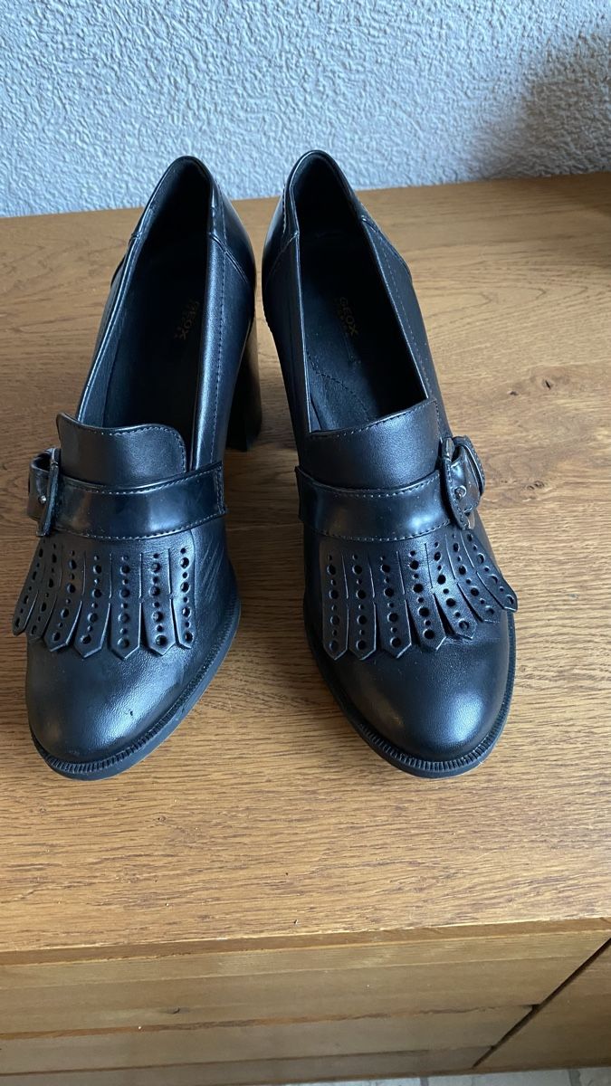 Geox Scarpe da donna: Geox Schuh – Usato da Gurmels venduto da roj_d7hh 1