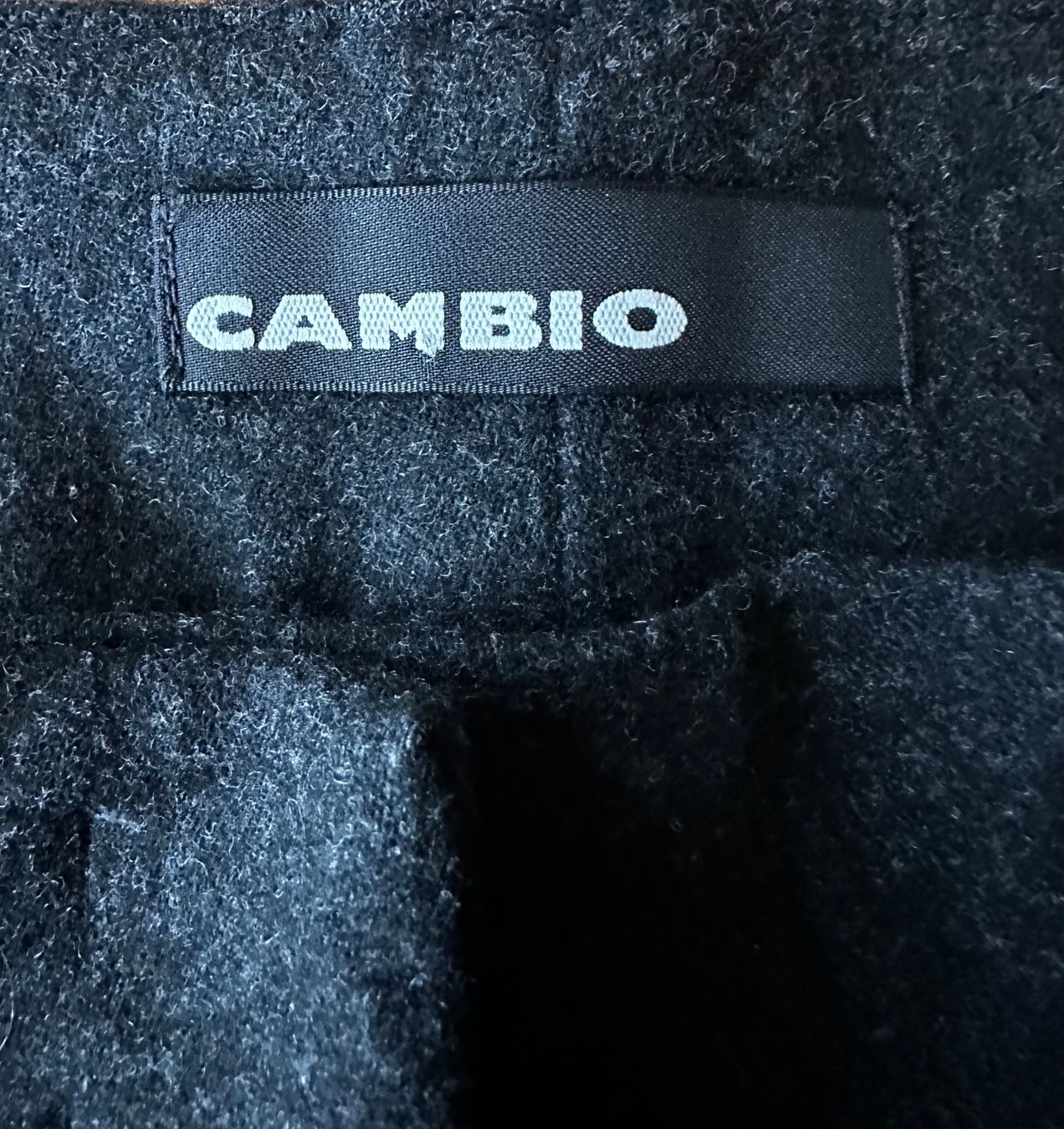 Cambio Pantaloni: Cambio Bundfaltencapri Hose Damen 44 – Usato da Liestal venduto da Ballybs 3
