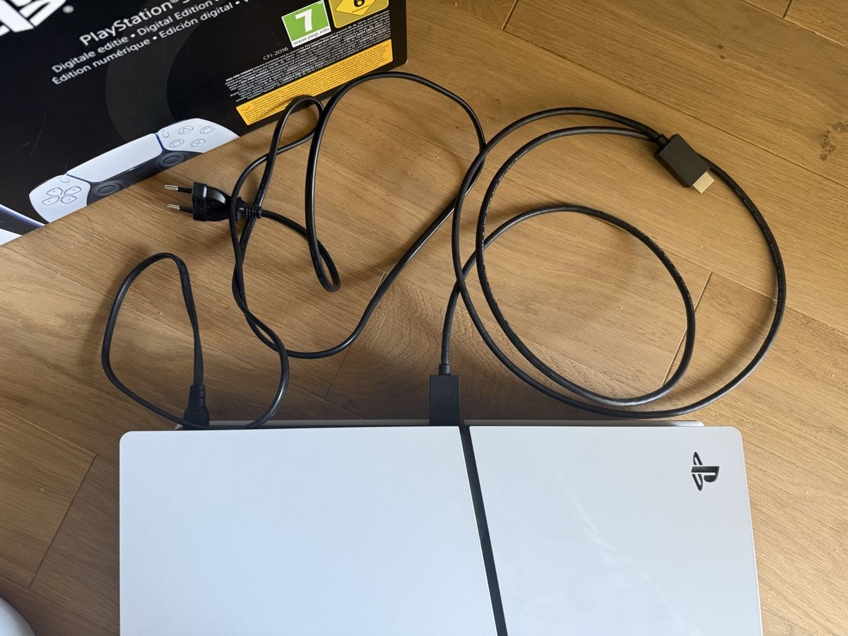 Sony Console: PlayStation 5 Digital Edition – Usato da Spiegel b. Bern venduto da tab_jgz5 5