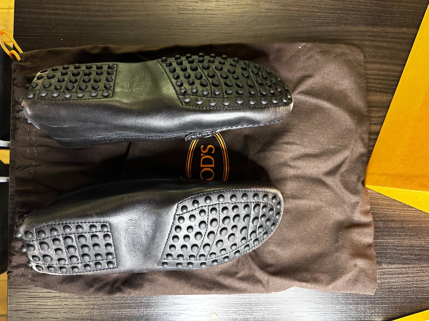 Tod'S Scarpe da donna: Tod's Gommino Nero donna – Usato da Lugano venduto da LudovicoSwiss 1