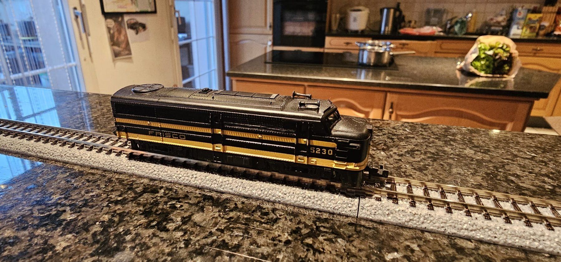 Modelleisenbahnen: Atlas Spur N Us Diesellok – Gebraucht aus algetshausen von Jactrebo 2