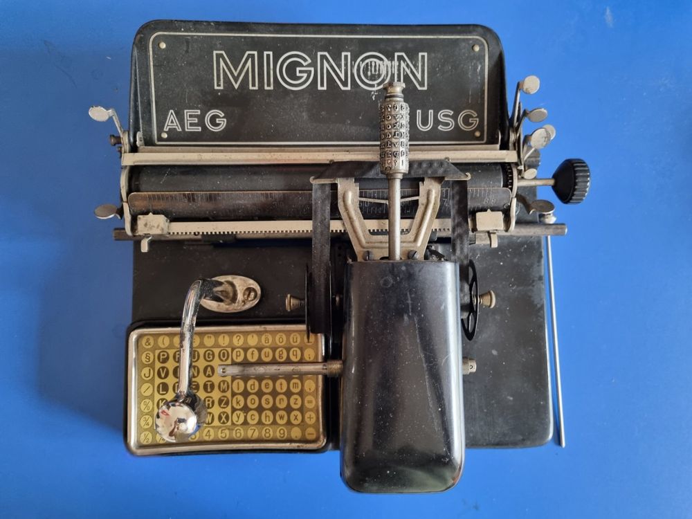 **Antike AEG USG Mignon Schreibmaschine, Sammlerstück** (Gebraucht) in ...