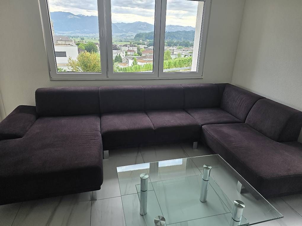 Divani: Grosse Wohnlandschaft / Ecksofa in schwarz/violett – Usato da Uznach venduto da qun_mxh9 1