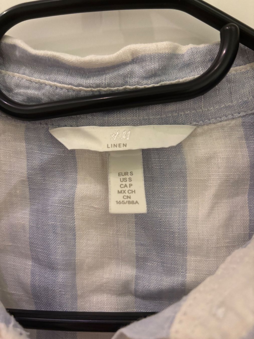 H&M Blusen: gestreiftes leinen Hemd – Gebraucht aus Zürich von hue_82qd 1