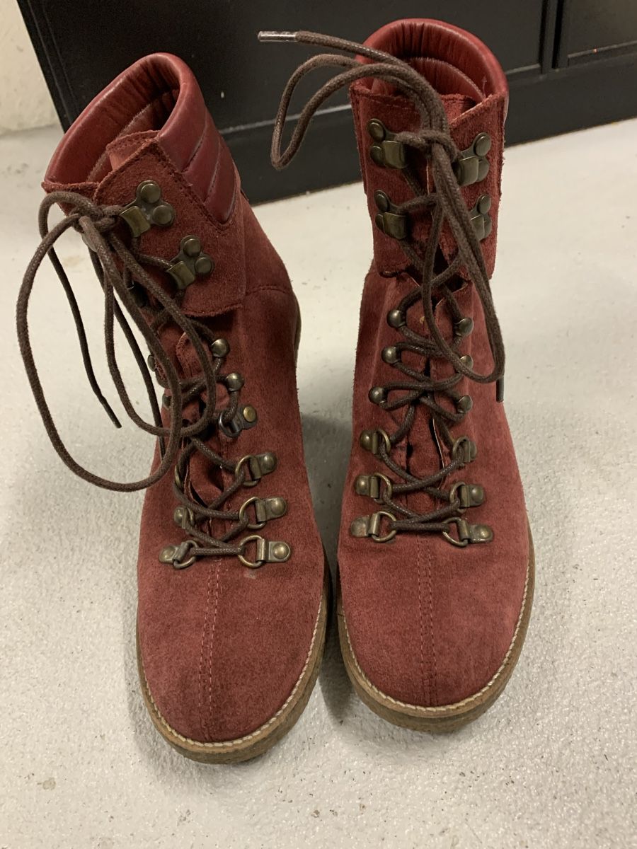 Scarpe da donna: Damenstiefeletten Grösse 39 – Usato da Ostermundigen venduto da des_t9vv