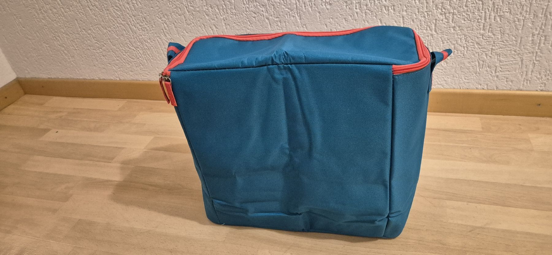 Borse: Isoliertasche Kühltasche – Nuovo e nell'imballaggio originale da Schwyz venduto da Vesparider01 1