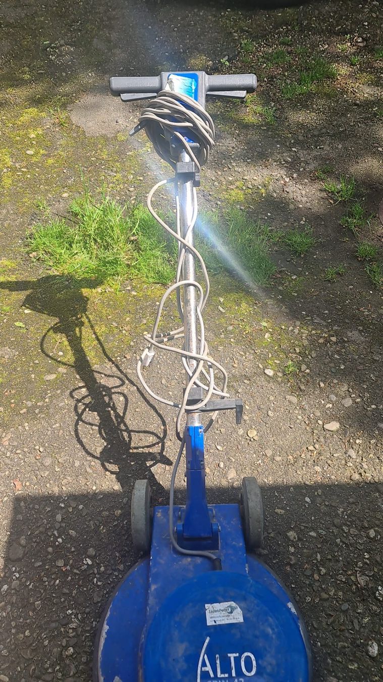 Tutte le macchine: Alto Reinigungsmaschine spin 43 – Usato da Egerkingen venduto da ogi3131 1