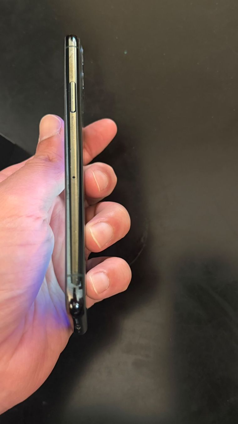 Apple Handys / Smartphones: iPhone 11 Pro 512GB Excellent Condition – Gebraucht aus Luzern von Waince786 3